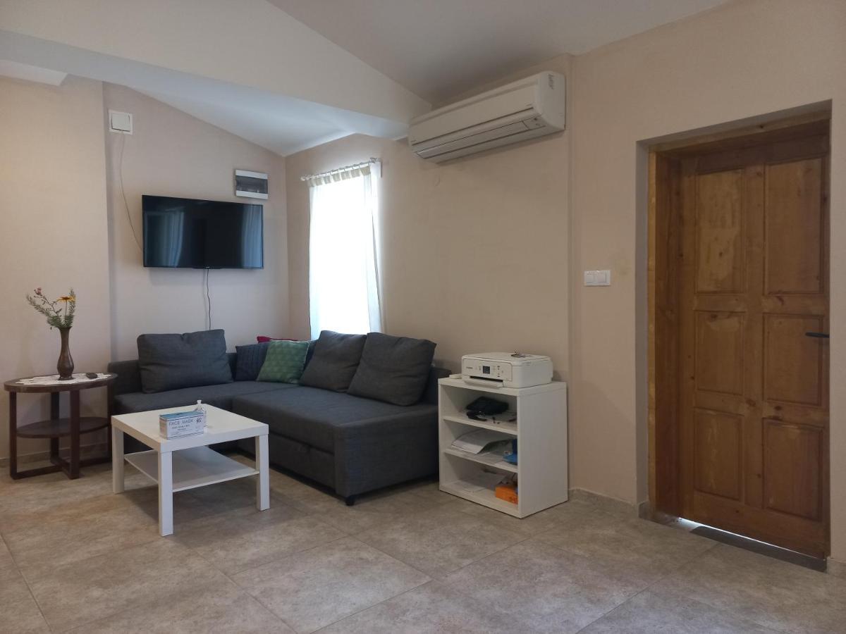 Guest House Sahat Hill Plovdiv Buitenkant foto